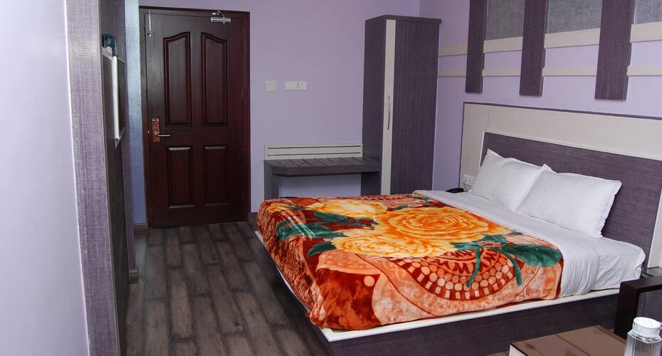 Hotel Sarkar Palace, Ooty 4